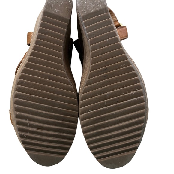 Tory Burch EUC wedge sandal size 9.5 - Picture 15 of 16